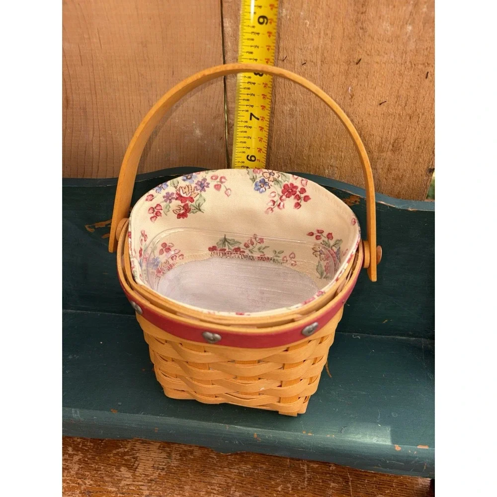 2001 Longaberger Sweetheart Love Notes Basket With Plastic Liner Wall Pocket